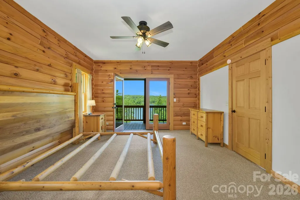 318 Heron Point Drive Wilkesboro NC 28697