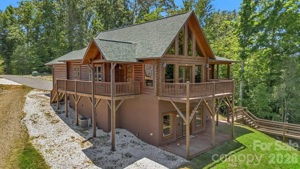 318 Heron Point Drive Wilkesboro NC 28697