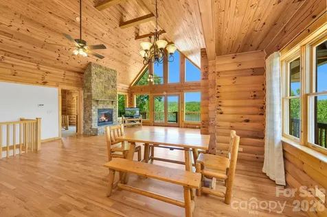 318 Heron Point Drive Wilkesboro NC 28697