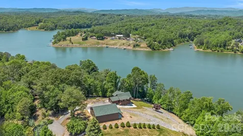 318 Heron Point Drive Wilkesboro NC 28697