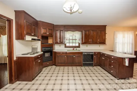 229 Dunlap Gate Road Statesville NC 28625