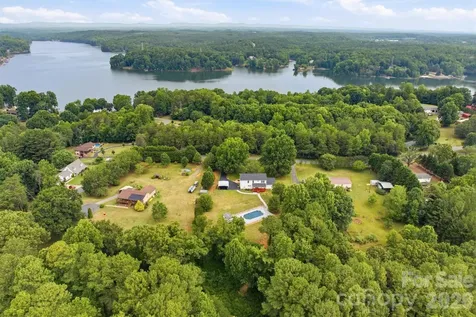 4799 Pleasant View Lane Catawba NC 28609