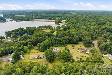 4799 Pleasant View Lane Catawba NC 28609