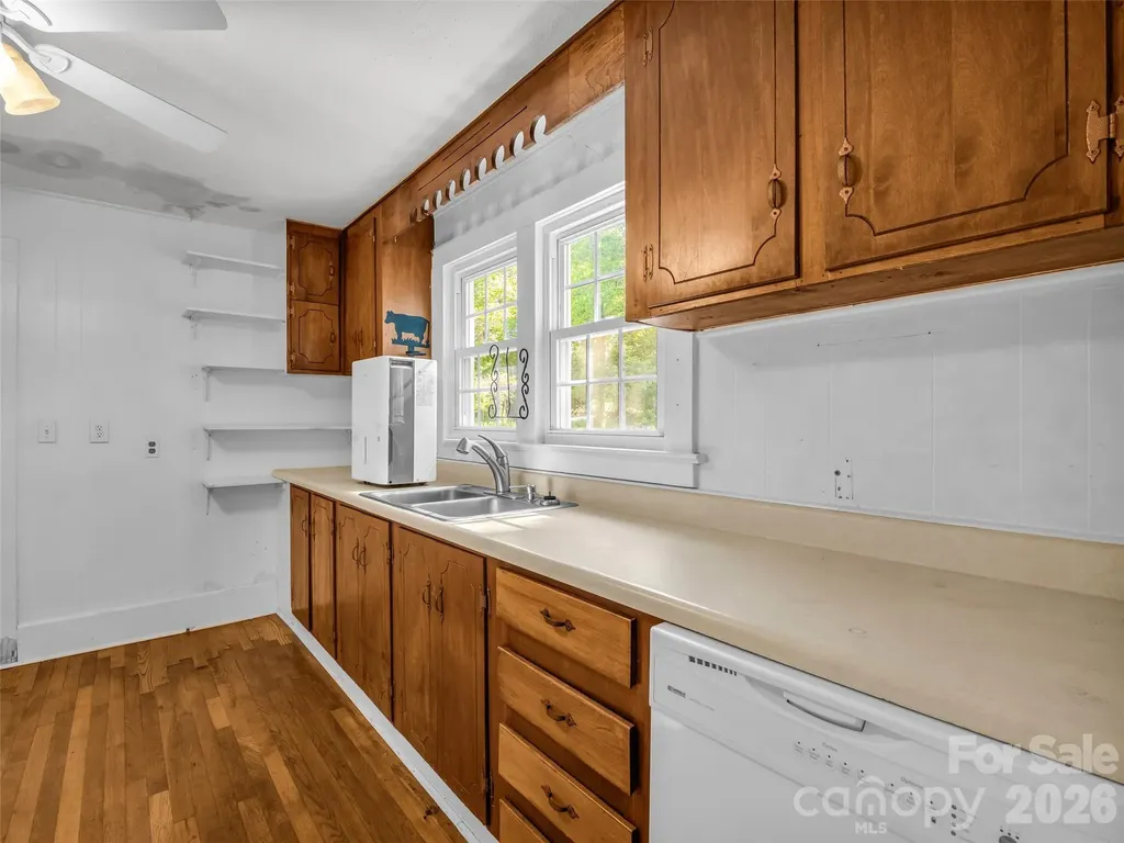 315 Alabama Avenue Hendersonville NC 28739