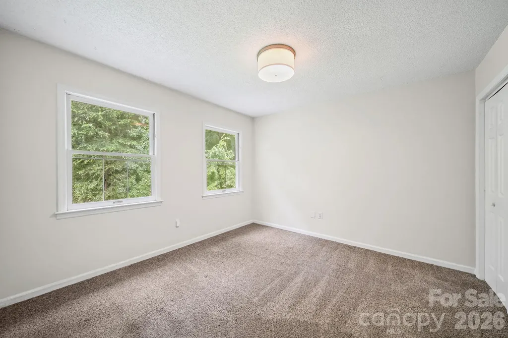 5479 Gunpowder Drive Hickory NC 28601