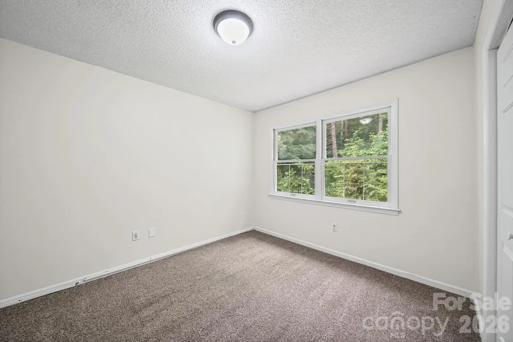 5479 Gunpowder Drive Hickory NC 28601