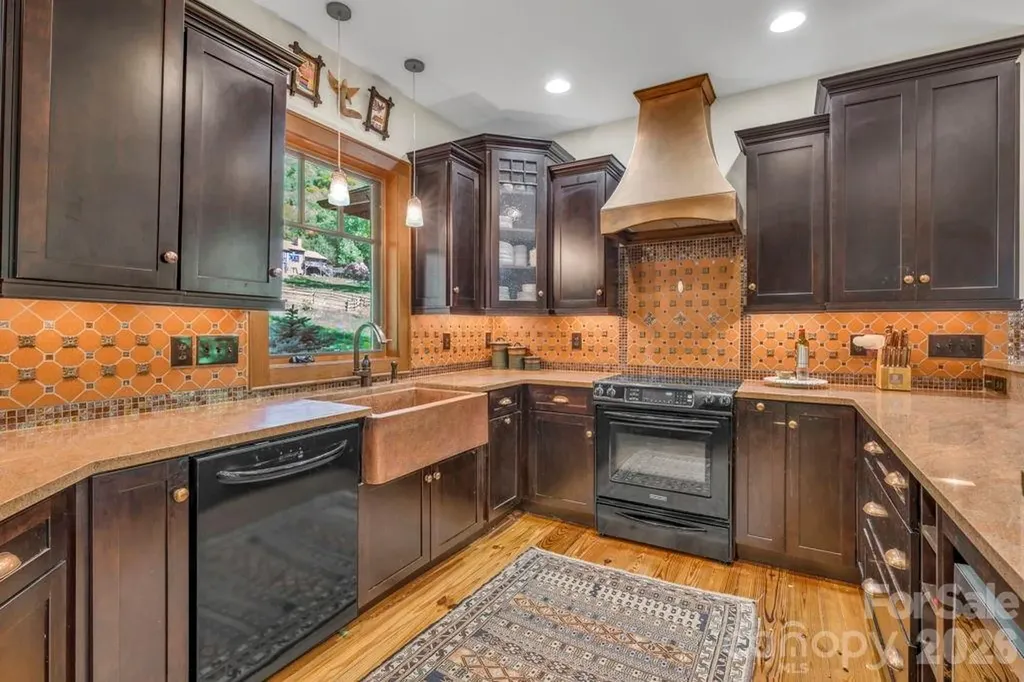 355 Oakley Green Boone NC 28607