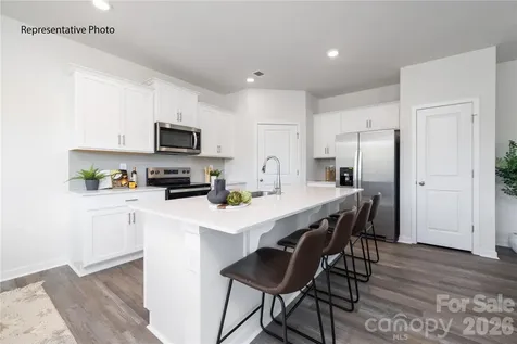 3841 Doughtry Knoll Drive Charlotte NC 28215