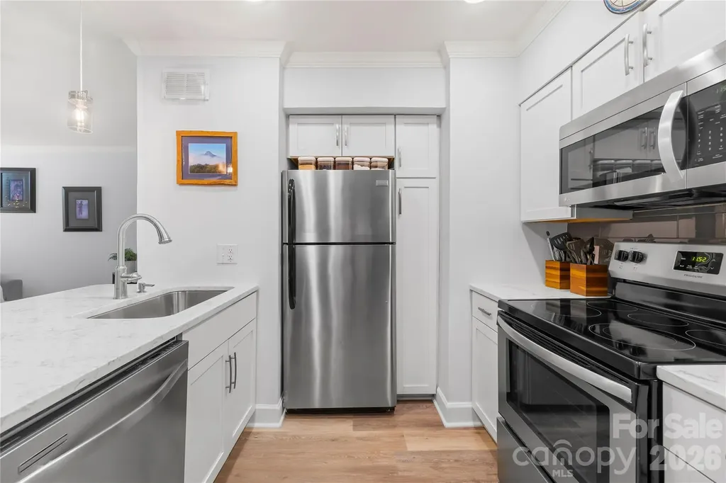 244 S Cedar Street Charlotte NC 28202