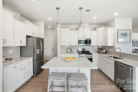 16732 Cozy Cove Road Charlotte NC 28278