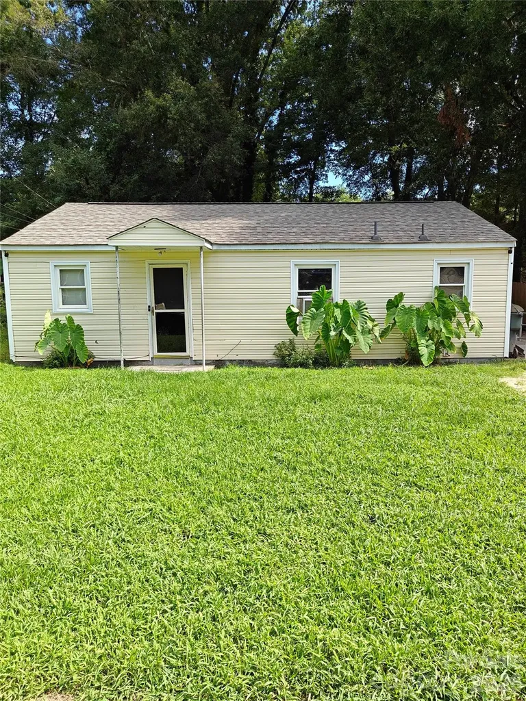 1204 Iva Avenue Gastonia NC 28052