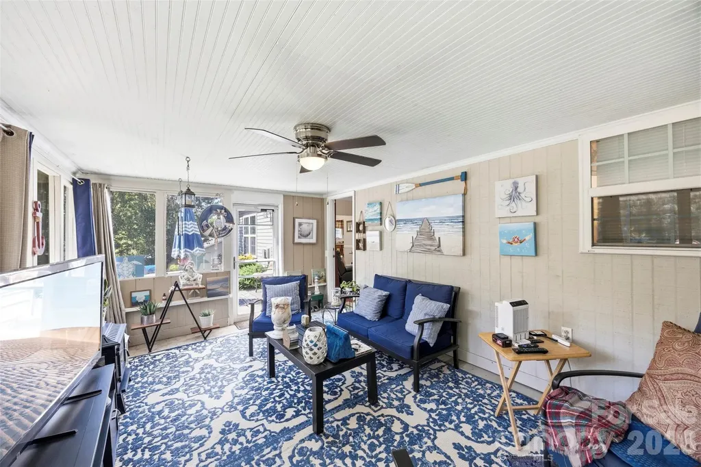 40 Ashton Bluff Circle Mount Holly NC 28120