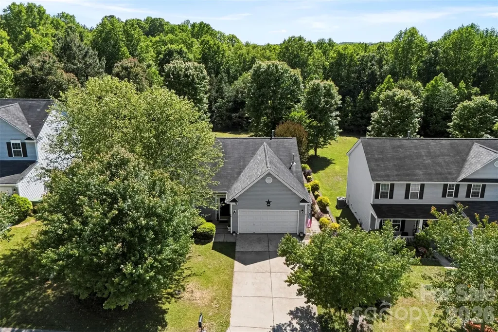 40 Ashton Bluff Circle Mount Holly NC 28120