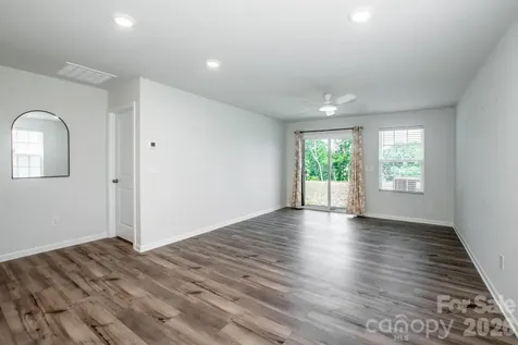 2742 Legacy Ridge Lane Catawba NC 28609