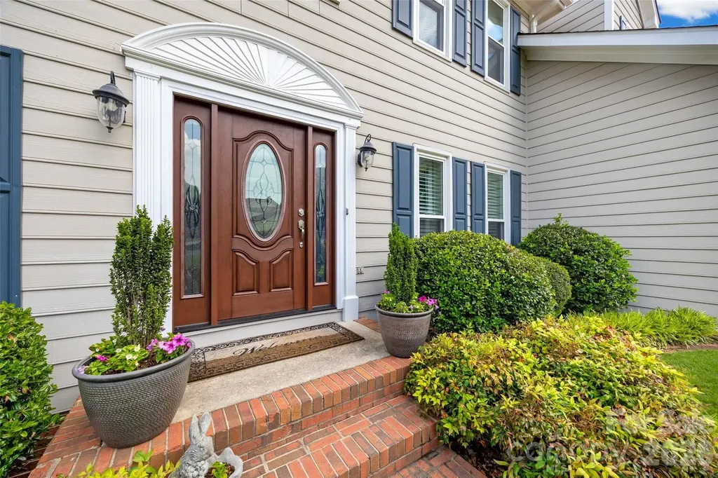 14002 Harlequin Drive Charlotte NC 28273