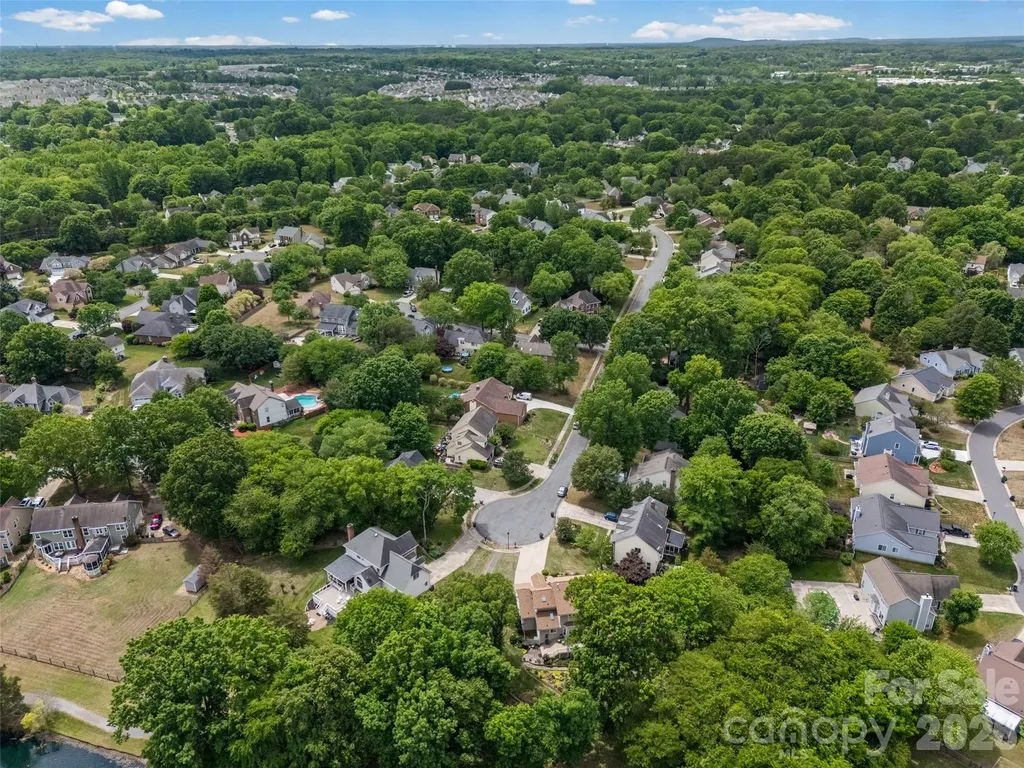 14002 Harlequin Drive Charlotte NC 28273