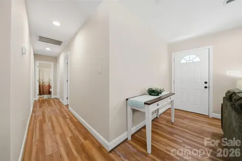 5694 Hillsdale Drive Fort Lawn SC 29714
