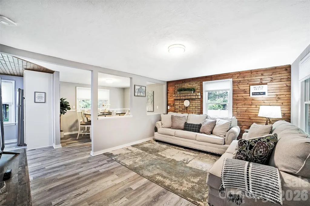 22 Glenview Place Arden NC 28704