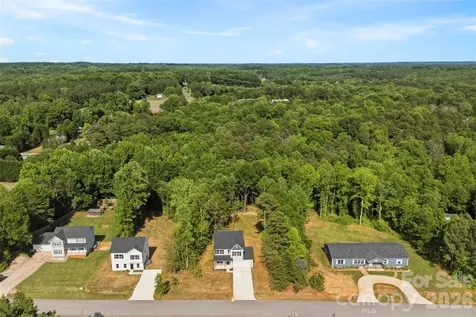 113 Titleist Drive Statesville NC 28677