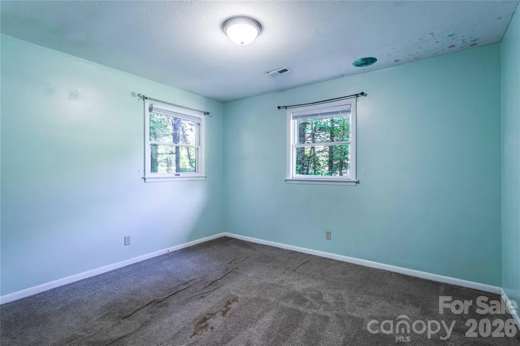 73 Cresent Drive Pisgah Forest NC 28768