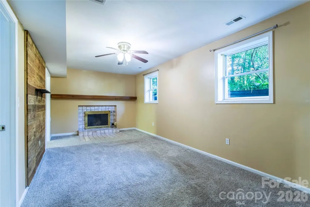 73 Cresent Drive Pisgah Forest NC 28768