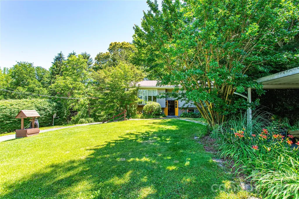 73 Cresent Drive Pisgah Forest NC 28768