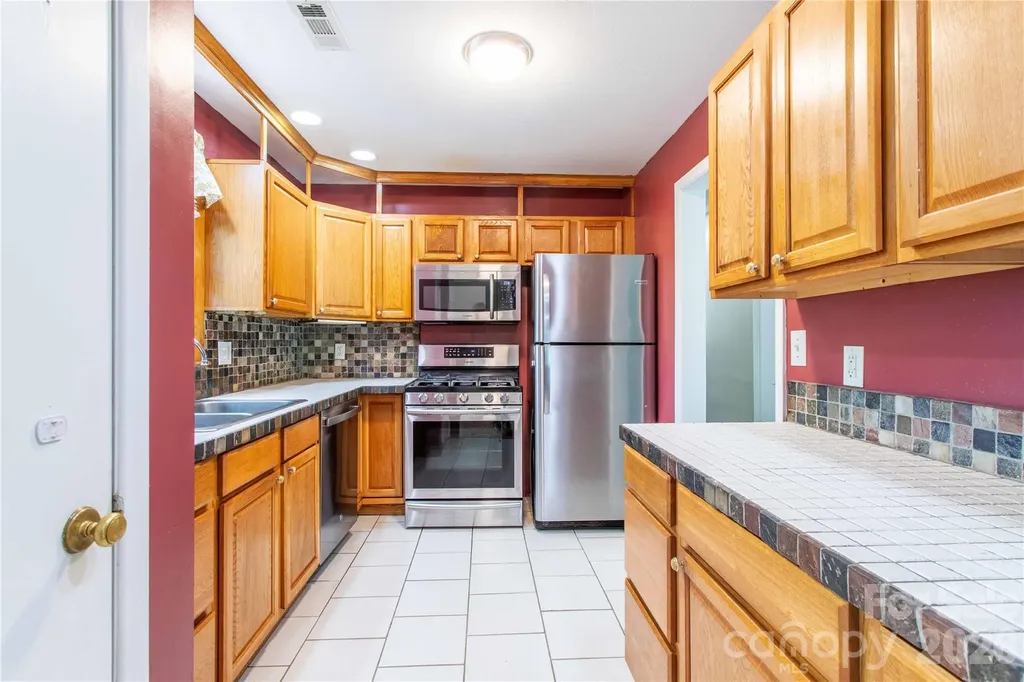 73 Cresent Drive Pisgah Forest NC 28768