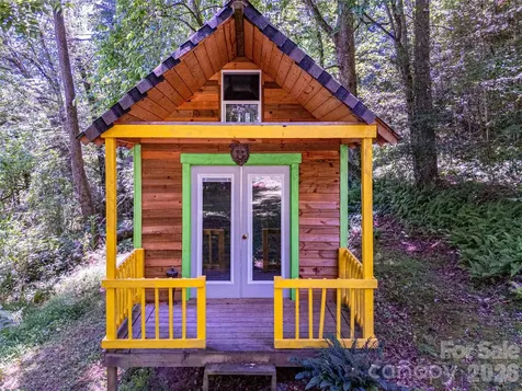 73 Cresent Drive Pisgah Forest NC 28768