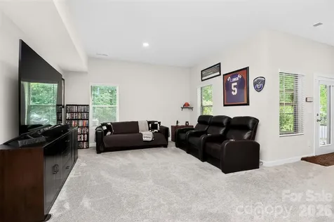 7614 Porrera Street Charlotte NC 28214