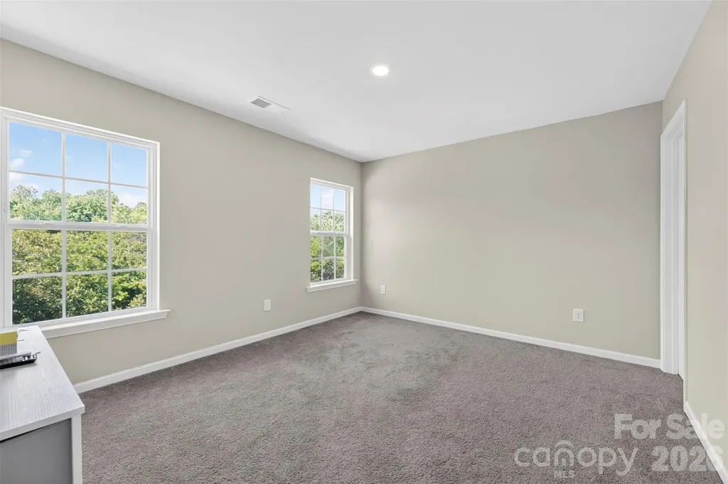 13016 Lannister Drive Charlotte NC 28278
