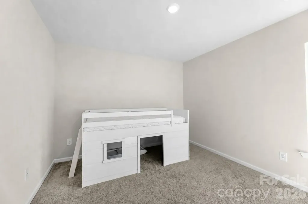 13016 Lannister Drive Charlotte NC 28278