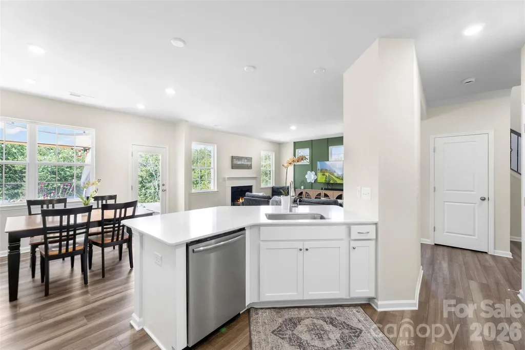 13016 Lannister Drive Charlotte NC 28278