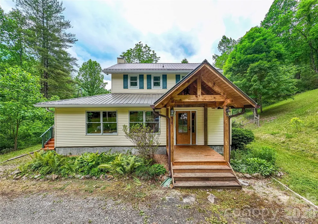 658 Tilley Creek Road Cullowhee NC 28723
