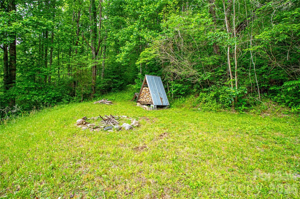 658 Tilley Creek Road Cullowhee NC 28723