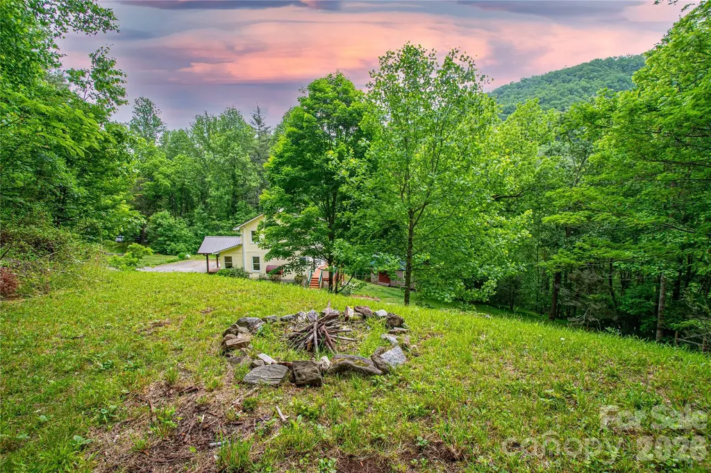 658 Tilley Creek Road Cullowhee NC 28723