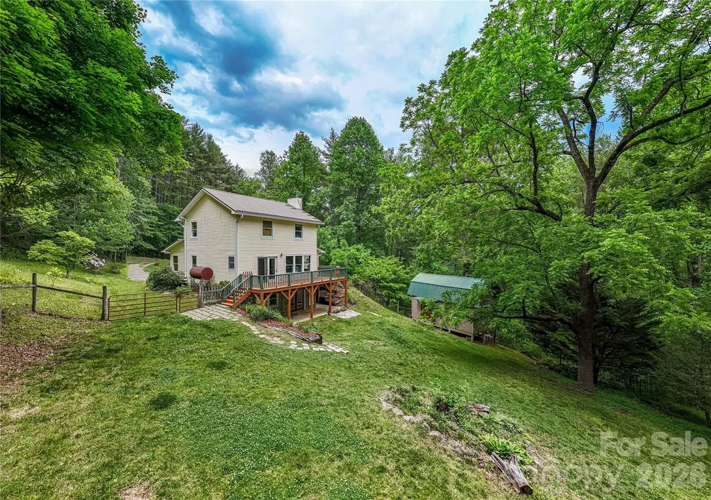 658 Tilley Creek Road Cullowhee NC 28723