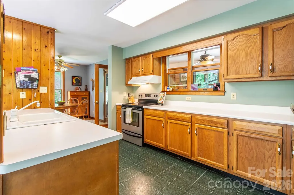658 Tilley Creek Road Cullowhee NC 28723