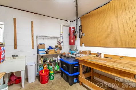 658 Tilley Creek Road Cullowhee NC 28723