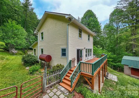 658 Tilley Creek Road Cullowhee NC 28723