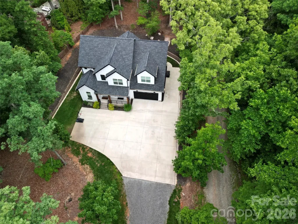 8208 New Town Road Waxhaw NC 28173