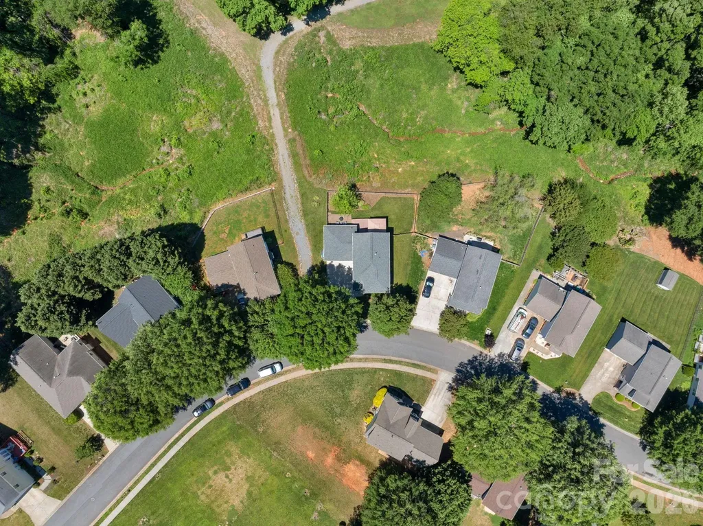 107 Howe Street Belmont NC 28012