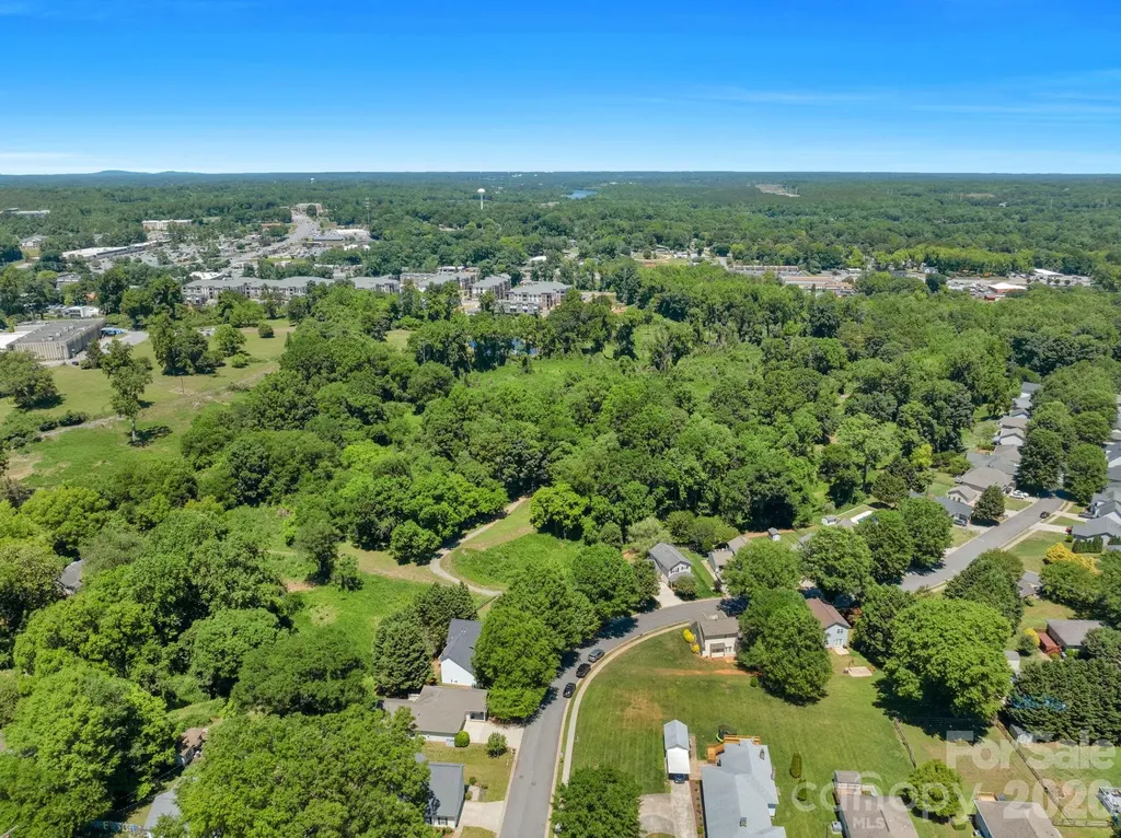 107 Howe Street Belmont NC 28012