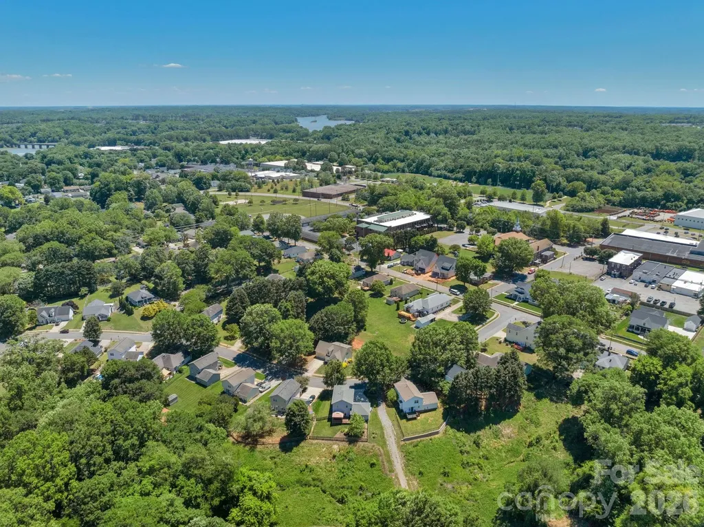107 Howe Street Belmont NC 28012