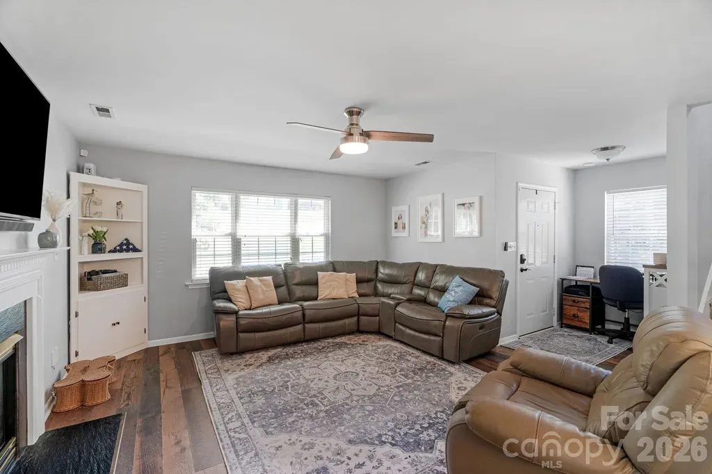 107 Howe Street Belmont NC 28012