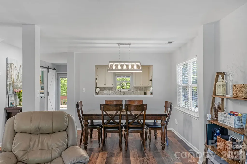 107 Howe Street Belmont NC 28012