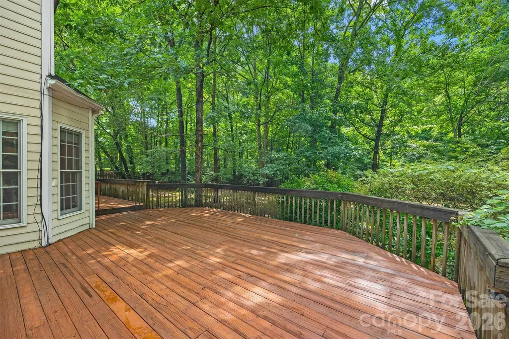 5501 Providence Glen Road Charlotte NC 28270