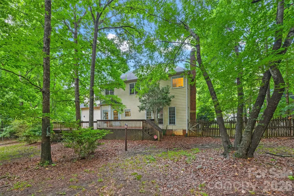 5501 Providence Glen Road Charlotte NC 28270