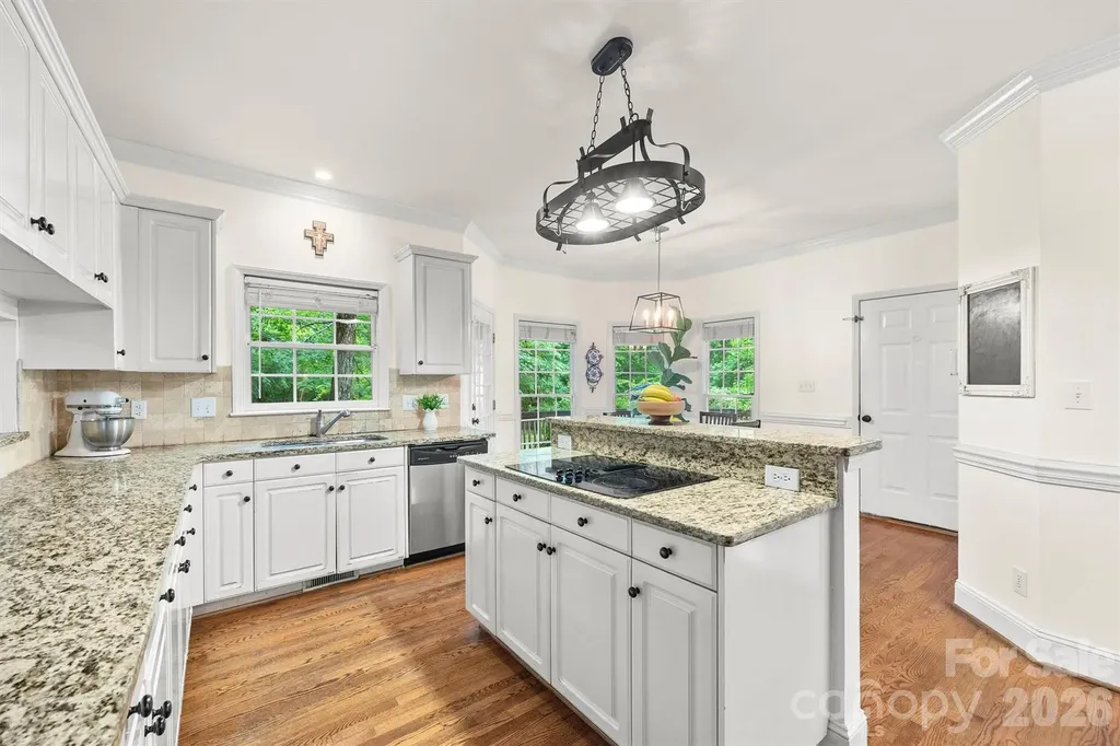 5501 Providence Glen Road Charlotte NC 28270