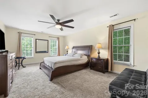5501 Providence Glen Road Charlotte NC 28270