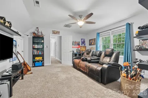 5501 Providence Glen Road Charlotte NC 28270